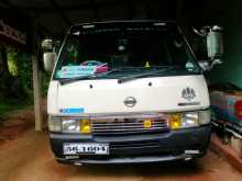 Nissan Caravan 1991 Van