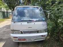 Nissan Caravan 1991 Van