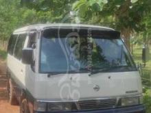 Nissan Caravan 1992 Van