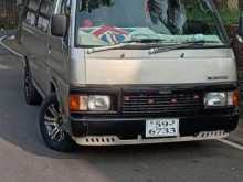 Nissan Caravan 1992 Van