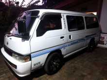 Nissan Caravan 1992 Van