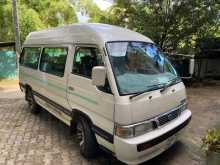 Nissan Caravan 1992 Van