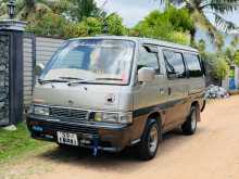 Nissan Caravan 1992 Van