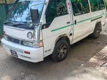 Nissan Caravan 1992 Van