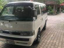 Nissan Caravan 1992 Van