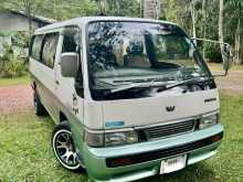 Nissan Caravan 1992 Van