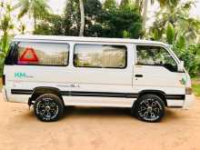 Nissan Caravan 1992 Van