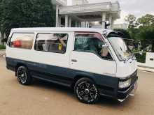 Nissan Caravan 1992 Van