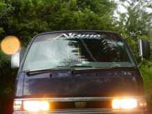 Nissan Caravan 1992 Van