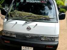 Nissan Caravan 1992 Van