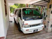 Nissan Caravan 1992 Van
