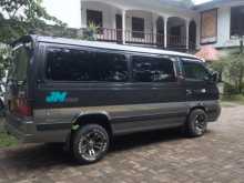 Nissan Caravan 1992 Van
