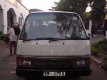 Nissan Caravan 1992 Van