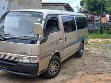 Nissan Caravan 1993 Van