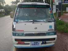 Nissan Caravan 1993 Van