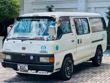 Nissan Caravan 1993 Van