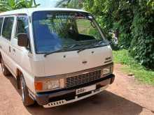 Nissan Caravan 1993 Van