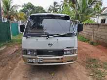 https://riyasewana.com/uploads/nissan-caravan-1993-2019574812072.jpg