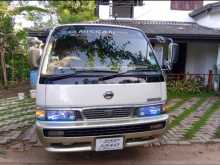 Nissan Caravan 1993 Van