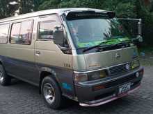 Nissan Caravan 1993 Van