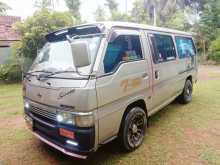 Nissan Caravan 1993 Van