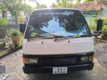 Nissan Caravan 1993 Van