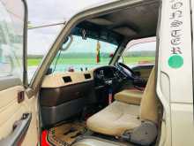 https://riyasewana.com/uploads/nissan-caravan-1993-299070312134.jpg