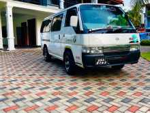 Nissan Caravan 1993 Van