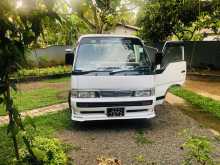 Nissan Caravan 1994 Van