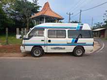 Nissan Caravan 1994 Van
