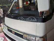 Nissan Caravan 1994 Van