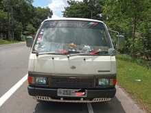 Nissan Caravan 1994 Van