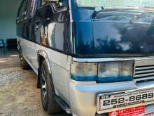 Nissan Caravan 1994 Van