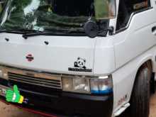 Nissan Caravan 1994 Van