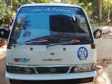 Nissan Caravan 1994 Van