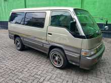 Nissan Caravan 1994 Van