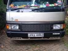 Nissan Caravan 1994 Van