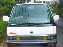 Nissan CARAVAN 1995 Van