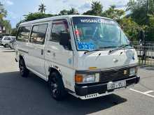 Nissan Caravan 1995 Van