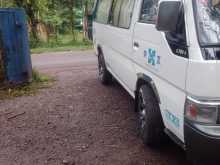 Nissan Caravan 1995 Van