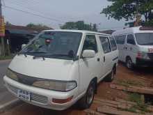 Nissan Caravan 1995 Van