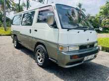 Nissan Caravan 1995 Van
