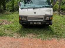 Nissan Caravan 1996 Van