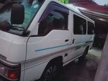 https://riyasewana.com/uploads/nissan-caravan-1996-423353812933.jpg
