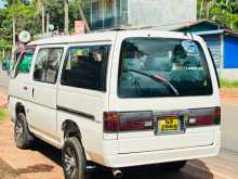 Nissan Caravan 1997 Van