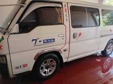 Nissan Caravan 1998 Van