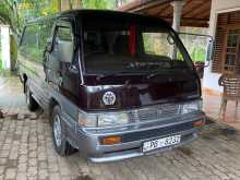 Nissan Caravan 1998 Van