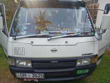 Nissan Caravan 1998 Van