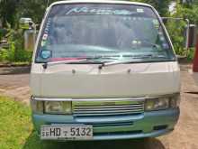 Nissan Caravan 1998 Van