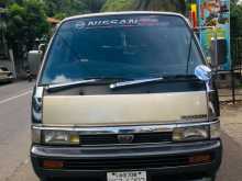 Nissan Caravan 1998 Van